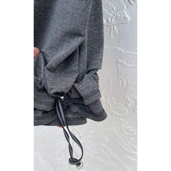 Lululemon Womens Sleeveless Athletic Workout Active Layered Tank Top Black Sz 4 - Picture 5 of 7